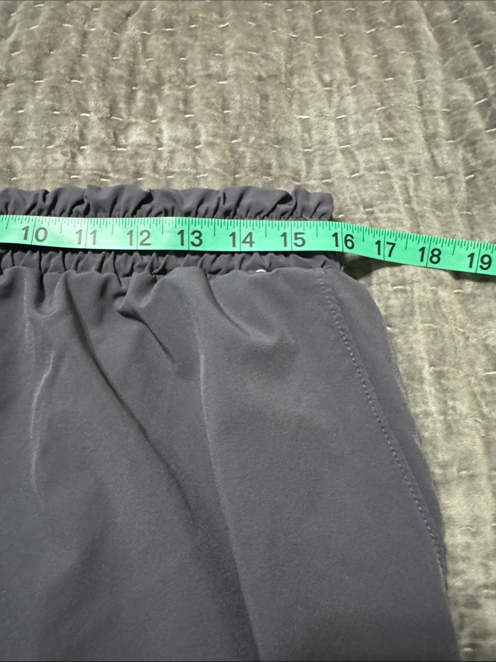 Women's Gray Elastic-Waist Drawstring Athletic Shorts - Picture 4 of 6